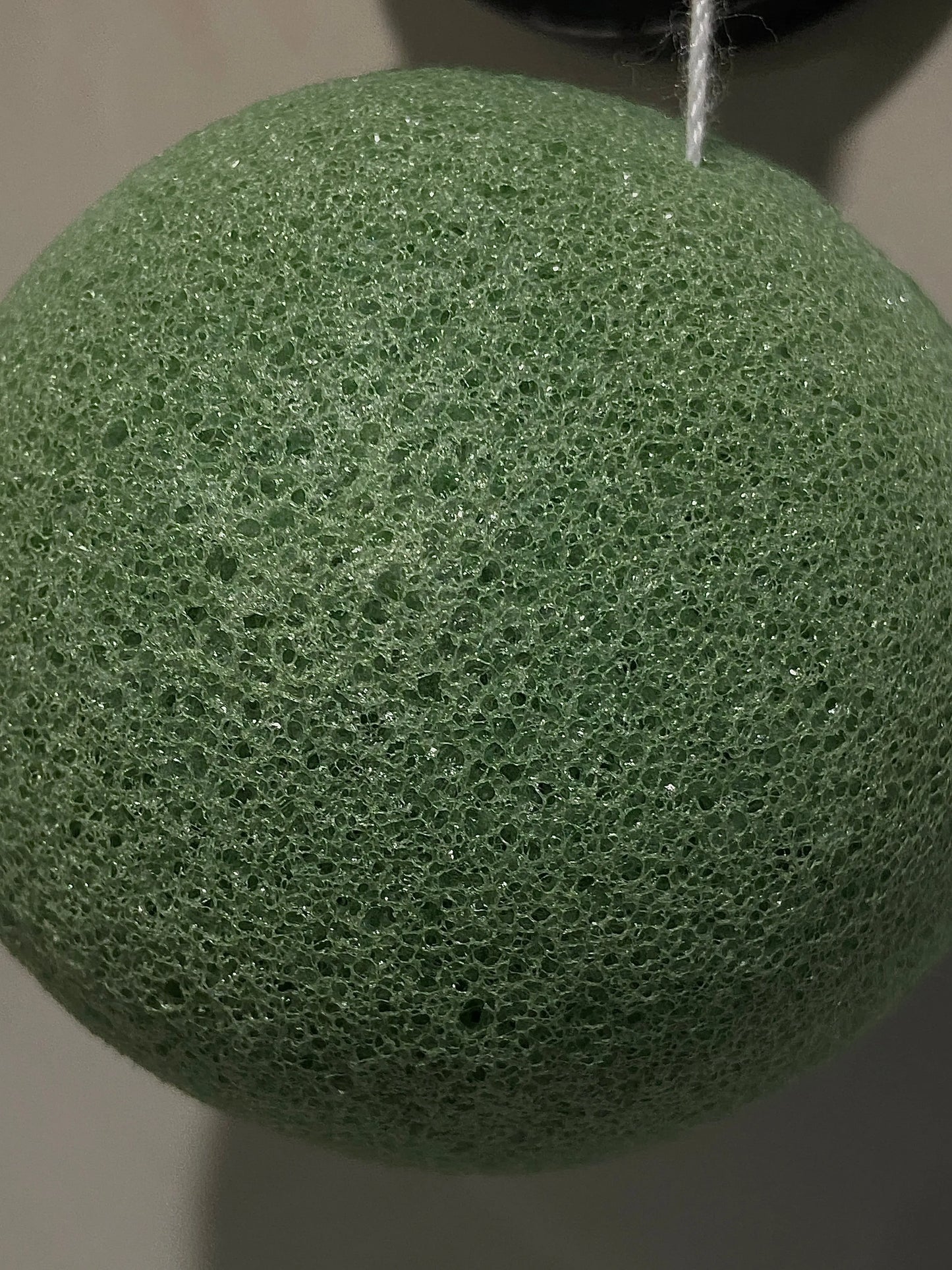 Green Aloe Vera sponge - KOHLBRAkohlbra , kohl eyeliner, buffalo milk face cream,mango butter face cream, lip glosses.Organic products natural organic products natural beauty